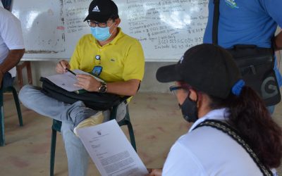 El nuevo gerente de la entidad visitó la comunidad de la troncal del hacha.